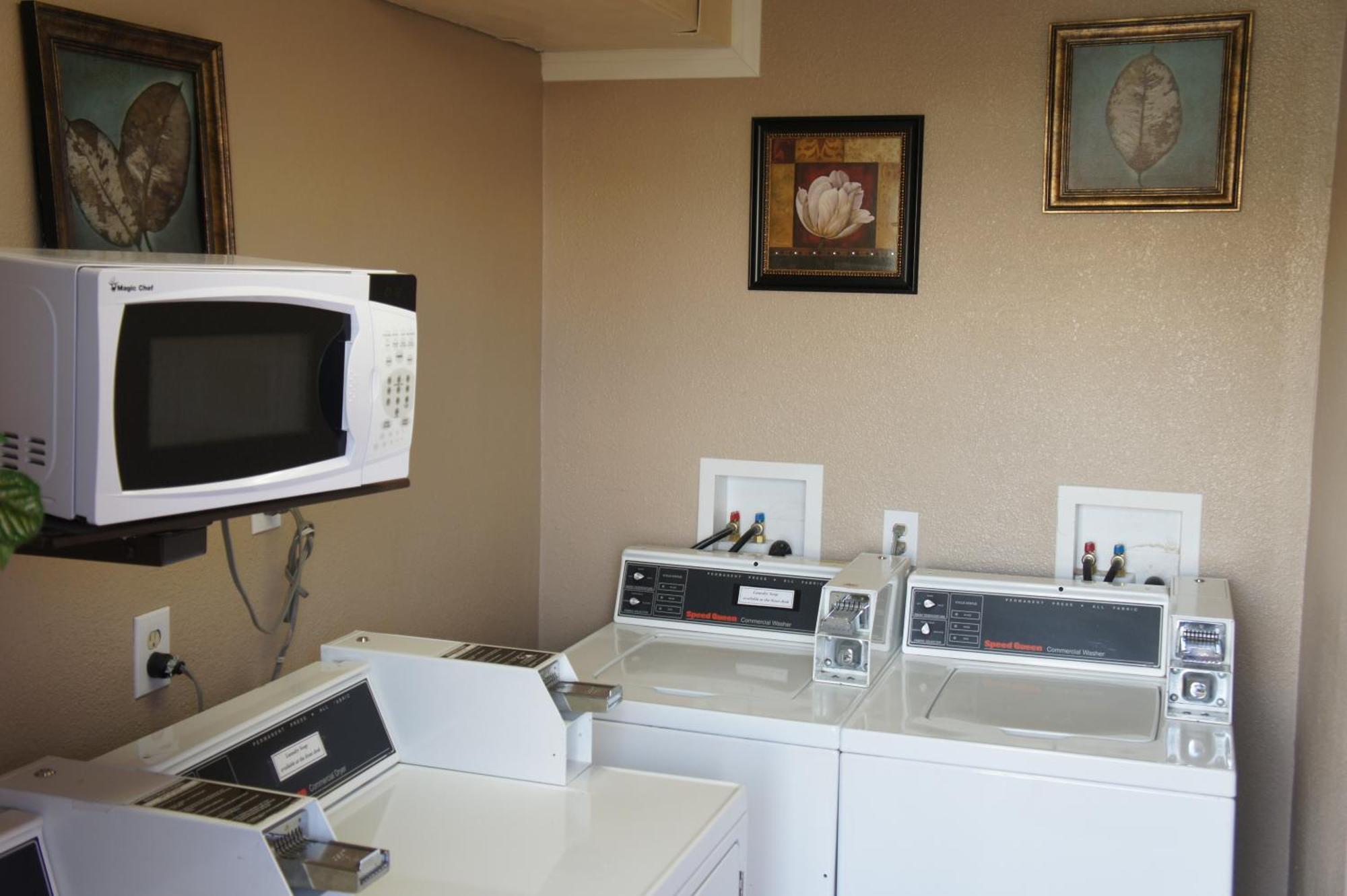 Park Avenue Inn & Suites Victorville Eksteriør bilde