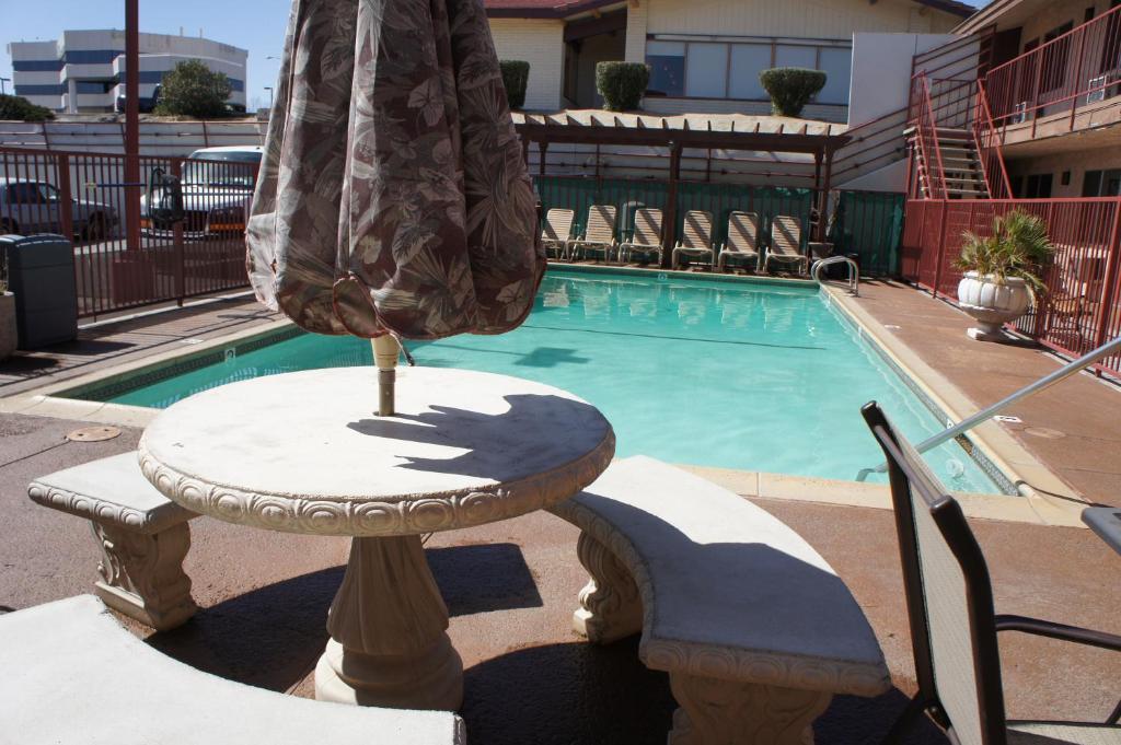 Park Avenue Inn & Suites Victorville Eksteriør bilde